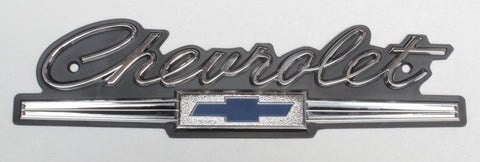 GE66 | 1966 Chevrolet Grill Emblem "Chevrolet"